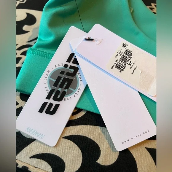 Guess Green Front Lace Sports Bra- size XS - Picture 3 of 5